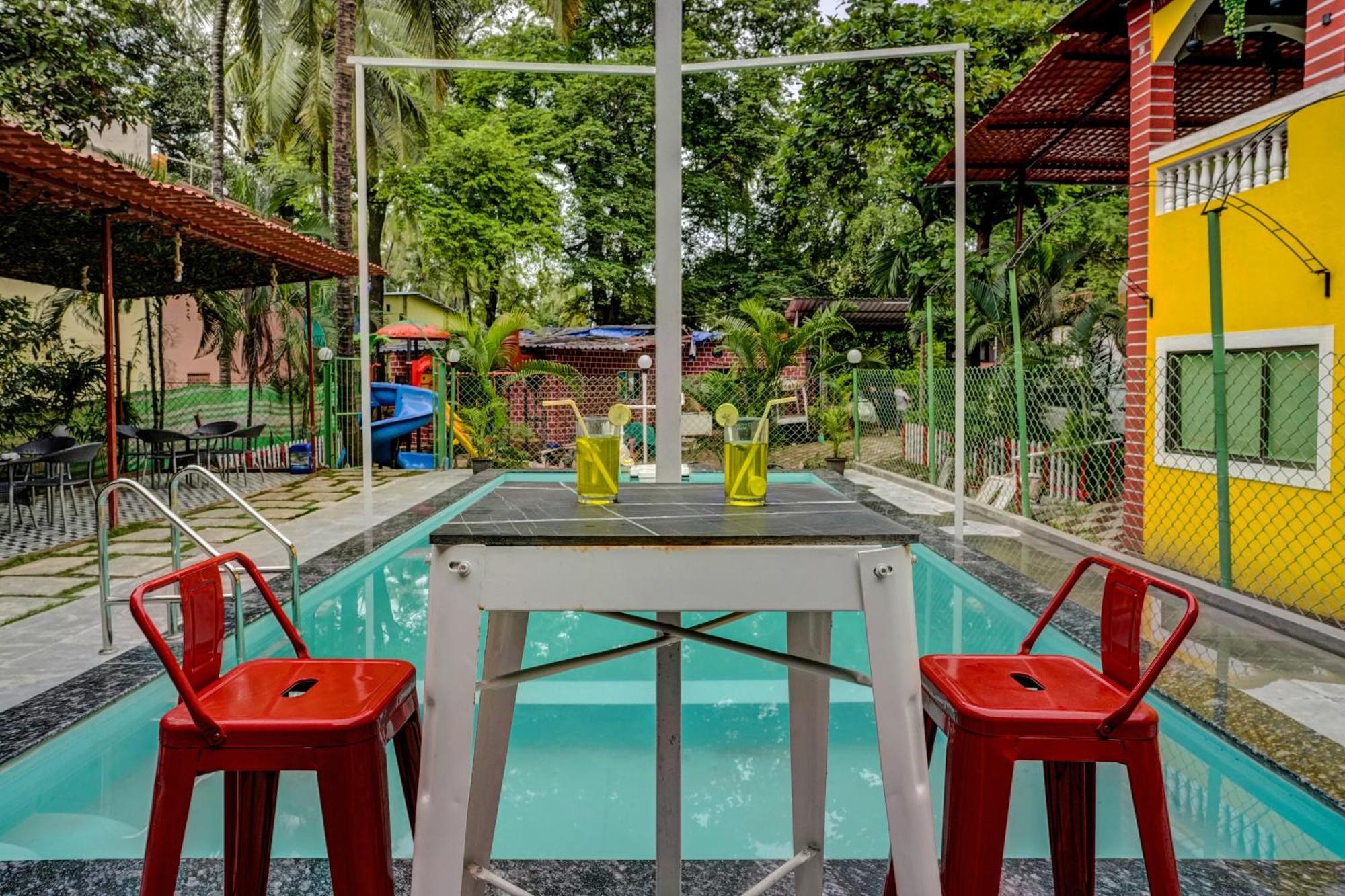 Collection O Palm Springs Beach Resort Mumbai Exterior photo